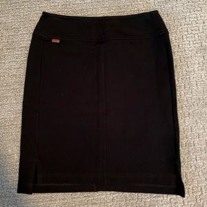 Lacoste black pencil skirt stretch size 34 x small